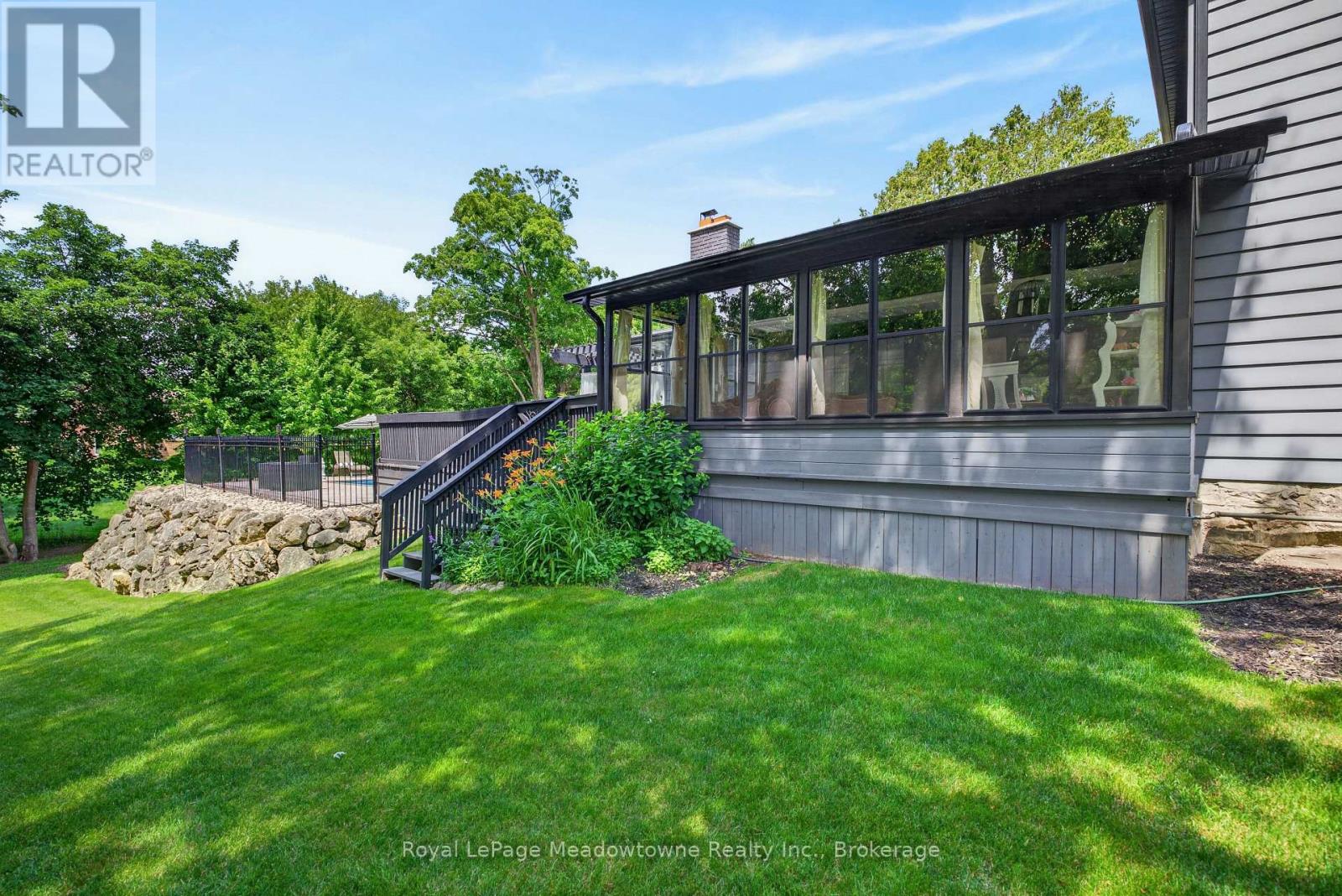 53 Campbell Avenue E, Milton (Campbellville), Ontario  L0P 1B0 - Photo 44 - W13740768
