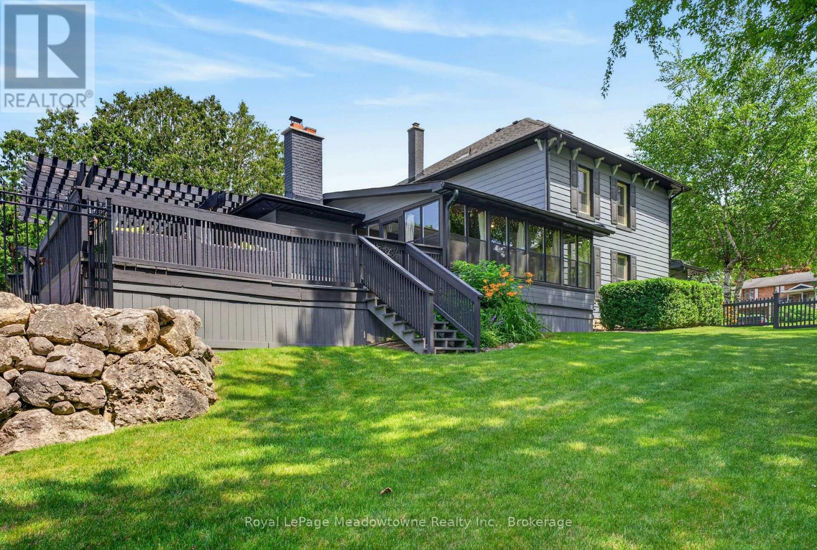 53 Campbell Avenue E, Milton (Campbellville), Ontario  L0P 1B0 - Photo 46 - W13740768