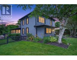 <div class="price">$1,499,000</div> 53 Campbell Avenue E, Milton (Campbellville)<br><div style="margin-bottom:8px;"><small>Royal LePage Meadowtowne Realty Inc.</small></div><div class='bed_bath'>4 Bed | 2 Bath</div>