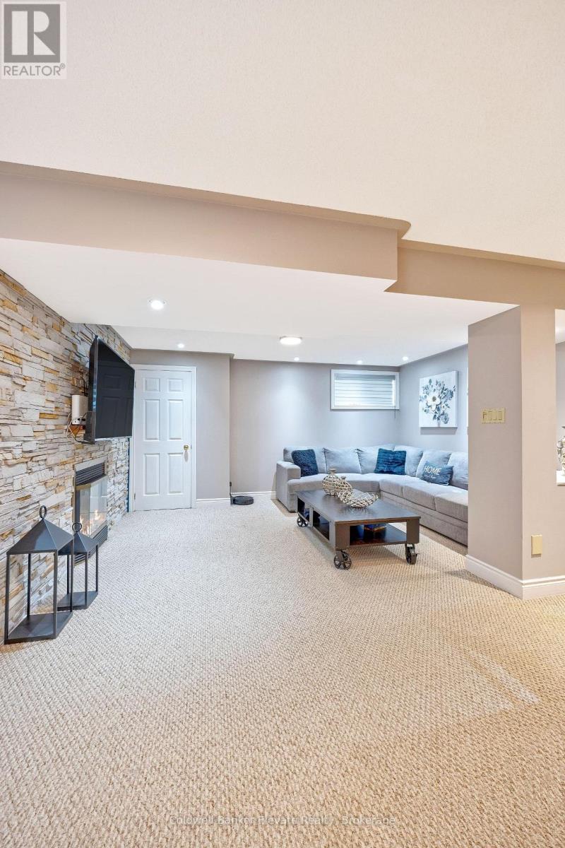 20 Ruddell Crescent, Halton Hills (Georgetown), Ontario  L7G 5N4 - Photo 38 - W13742854