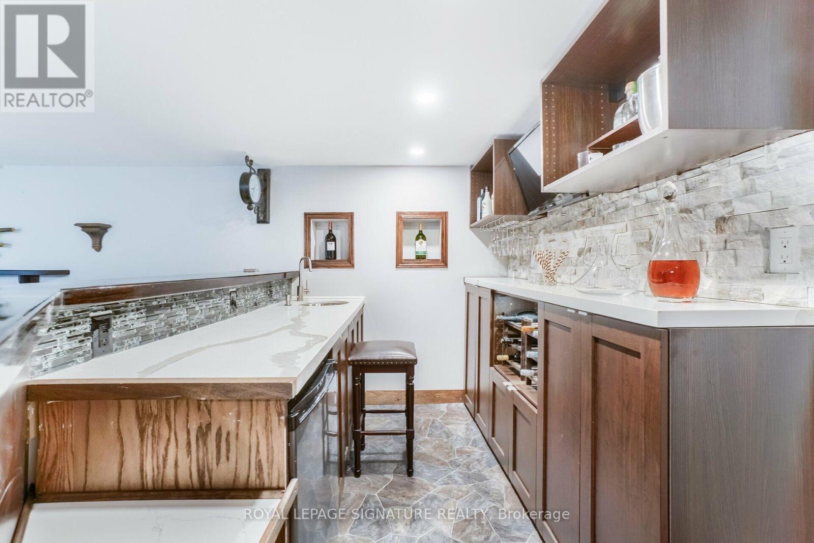 16 Bairstow Crescent, Halton Hills (Georgetown), Ontario  L7G 1L8 - Photo 23 - W13743050