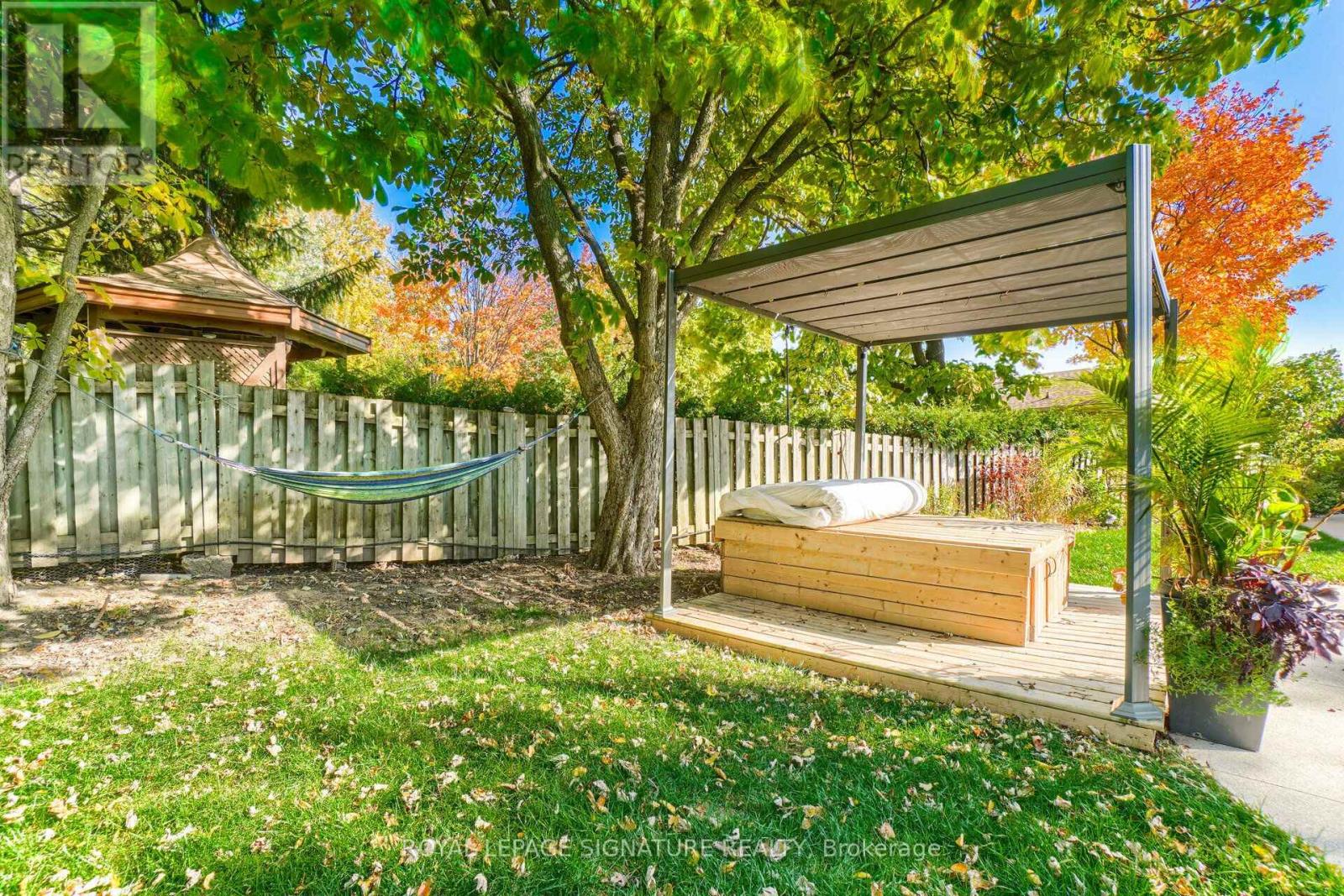 16 Bairstow Crescent, Halton Hills (Georgetown), Ontario  L7G 1L8 - Photo 31 - W13743050