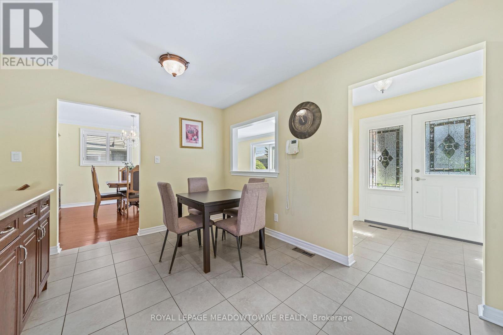 57 Dawson Crescent, Halton Hills (Georgetown), Ontario  L7G 1H3 - Photo 15 - W13744462
