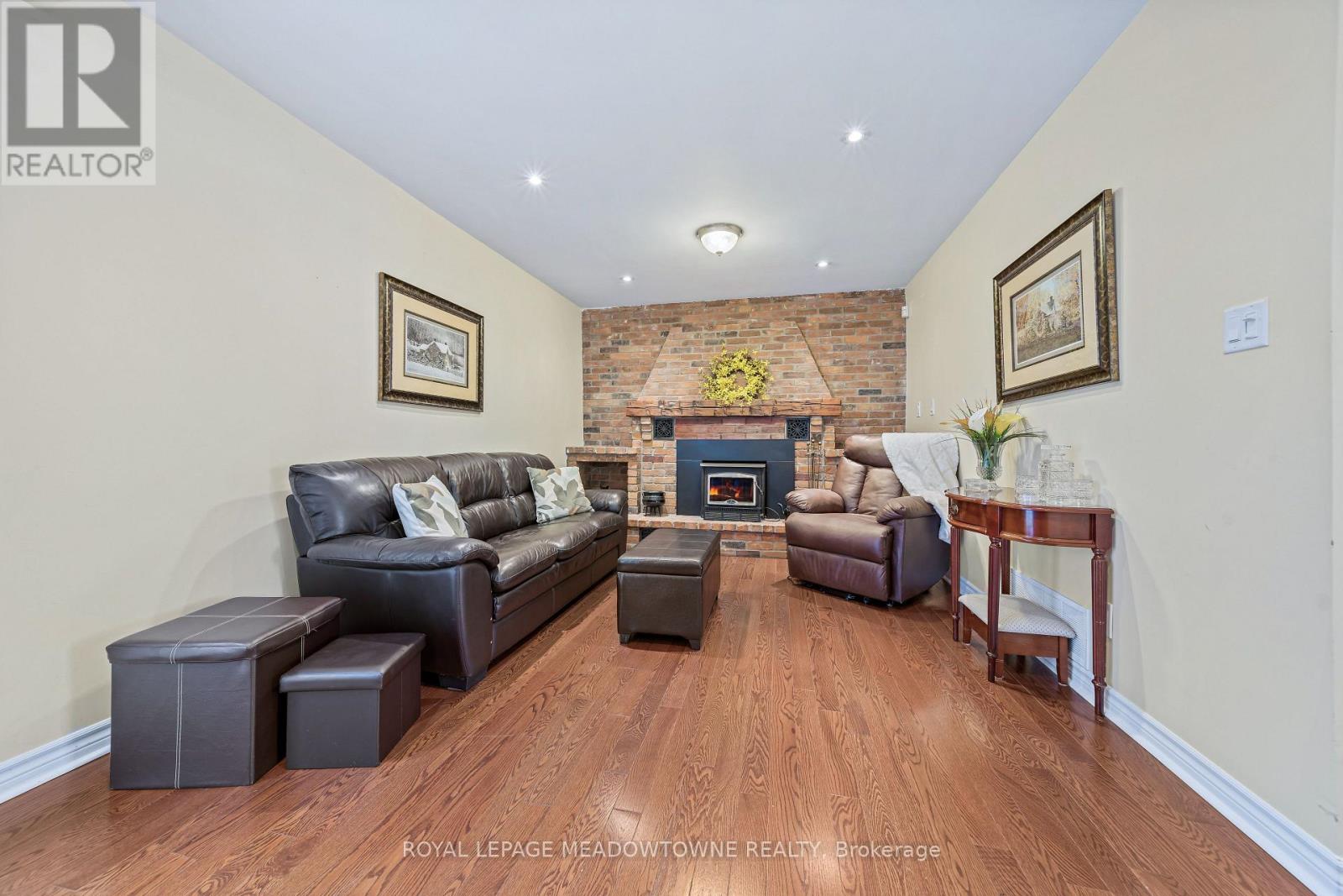 57 Dawson Crescent, Halton Hills (Georgetown), Ontario  L7G 1H3 - Photo 19 - W13744462