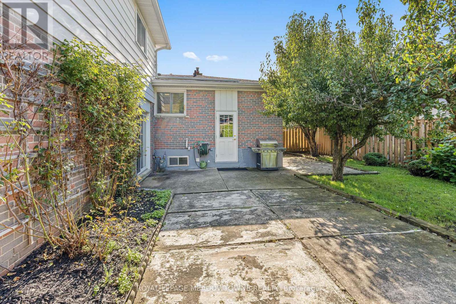 57 Dawson Crescent, Halton Hills (Georgetown), Ontario  L7G 1H3 - Photo 39 - W13744462