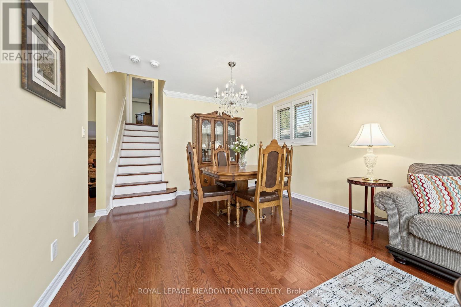 57 Dawson Crescent, Halton Hills (Georgetown), Ontario  L7G 1H3 - Photo 9 - W13744462