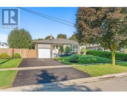 <div class="price">$949,900</div> 57 Dawson Crescent, Halton Hills (Georgetown)<br><div style="margin-bottom:8px;"><small>Royal LePage Meadowtowne Realty</small></div><div class='bed_bath'>4 Bed | 2 Bath</div>