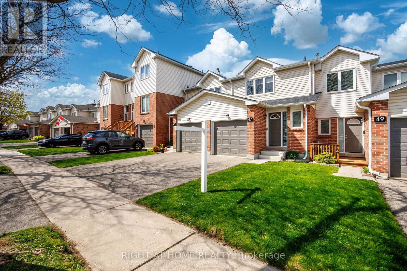 74 - 47 Stewart Maclaren Road, Halton Hills (Georgetown), Ontario  L7G 5L8 - Photo 1 - W13745986
