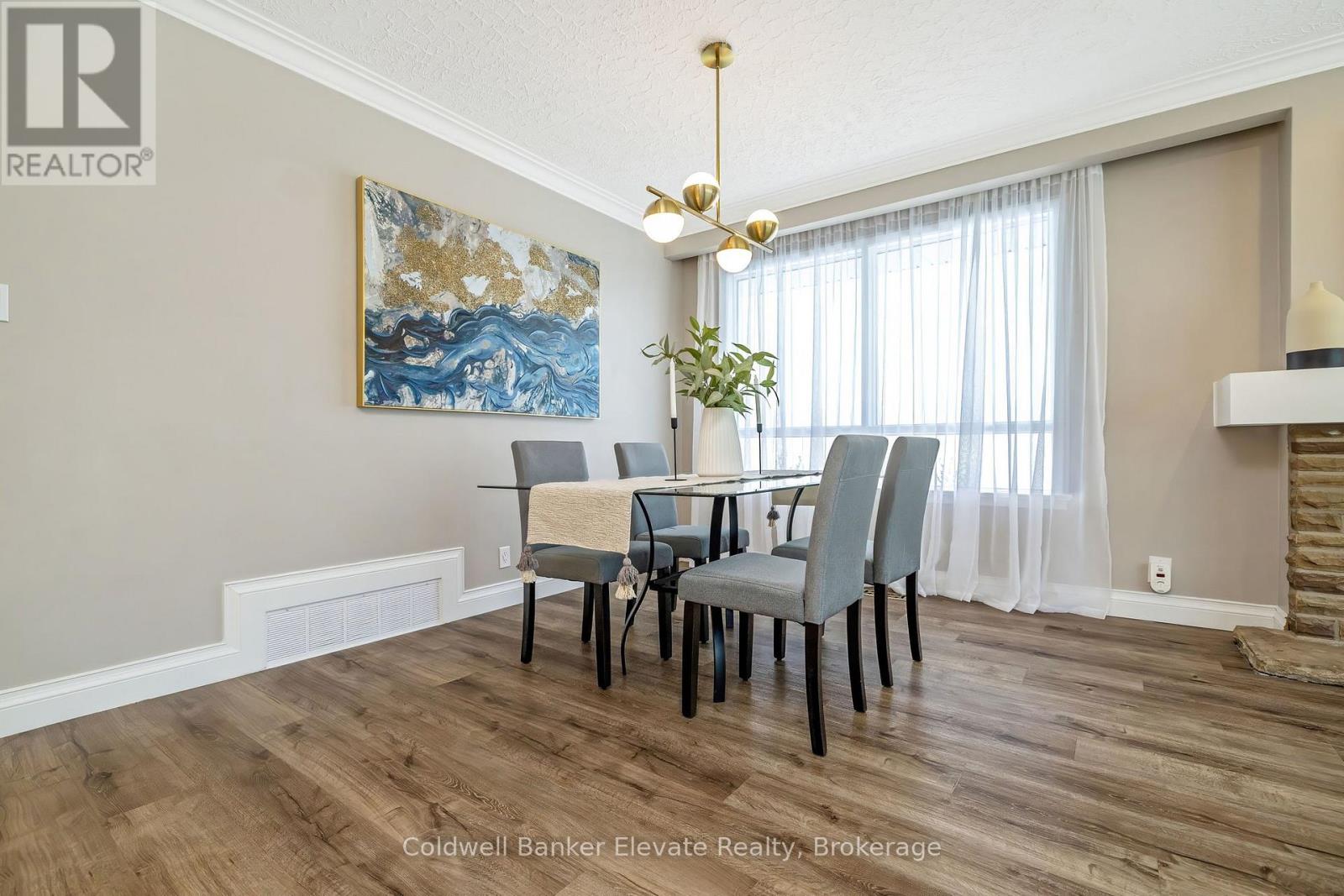 21 Market Street, Halton Hills (Georgetown), Ontario  L7G 3B9 - Photo 10 - W13746666