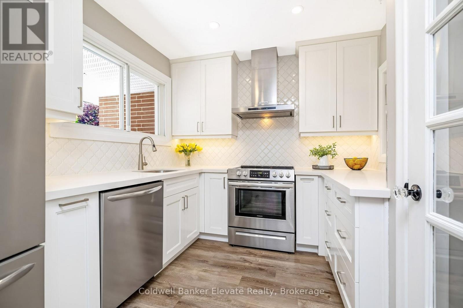 21 Market Street, Halton Hills (Georgetown), Ontario  L7G 3B9 - Photo 11 - W13746666