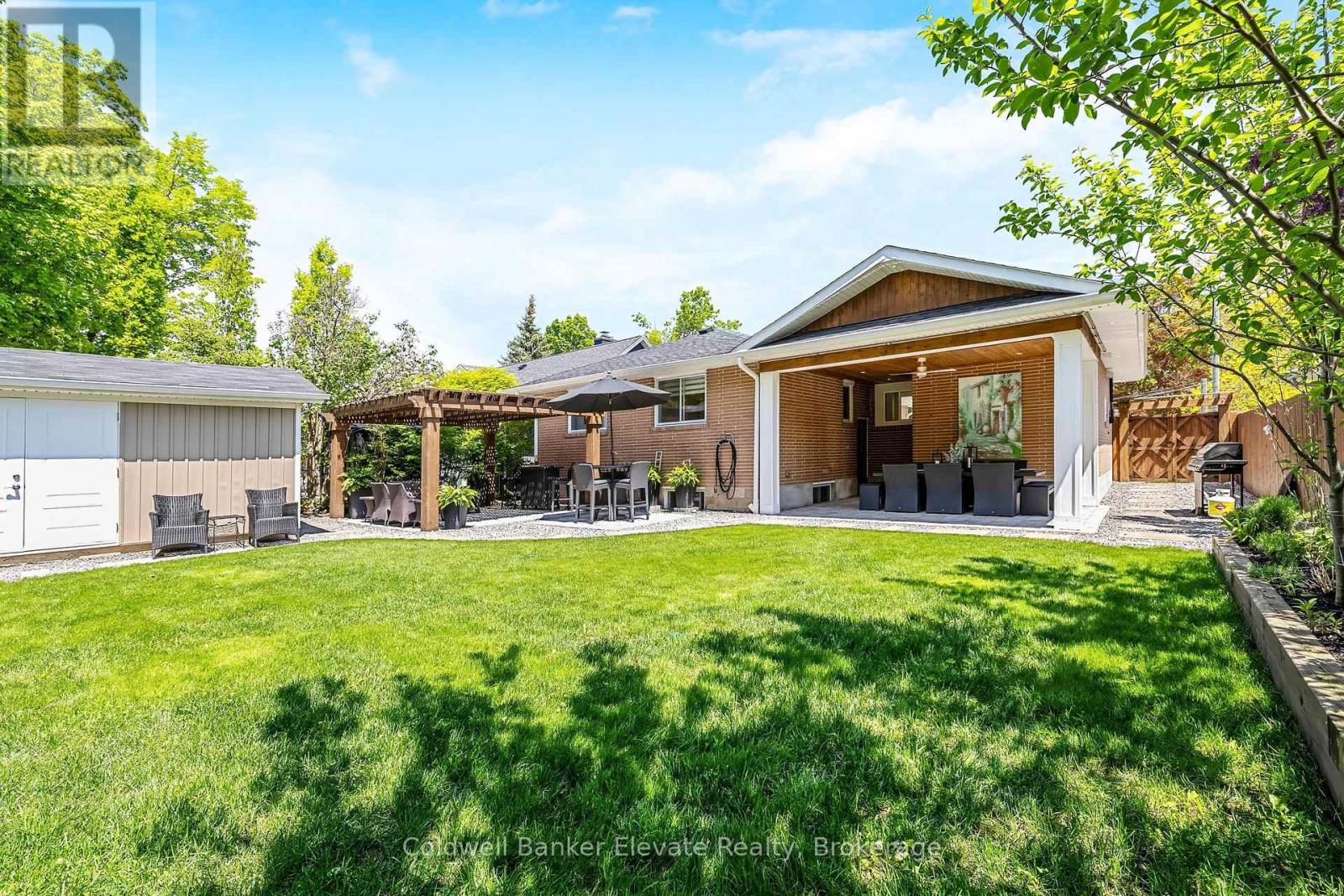 21 Market Street, Halton Hills (Georgetown), Ontario  L7G 3B9 - Photo 2 - W13746666
