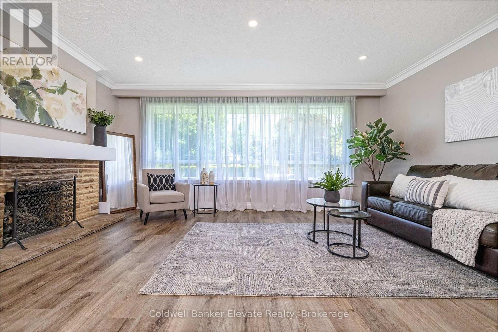 21 Market Street, Halton Hills (Georgetown), Ontario  L7G 3B9 - Photo 6 - W13746666
