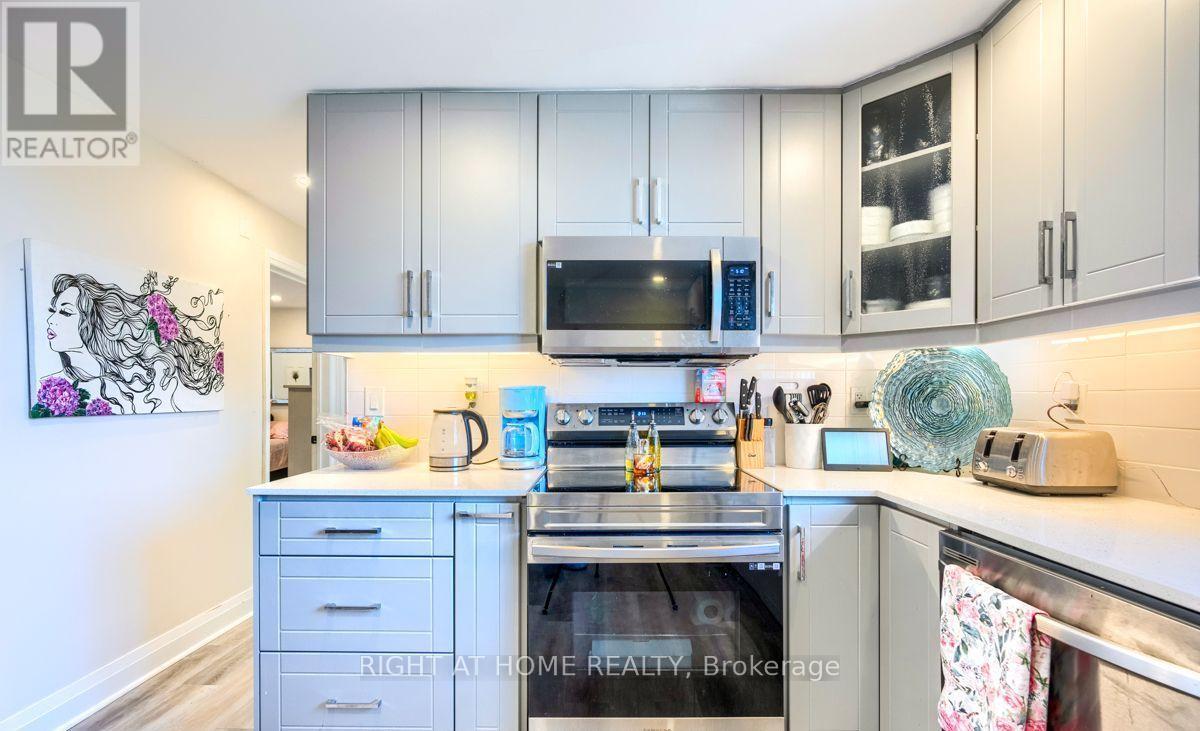 1 - 18 Ewing Street, Halton Hills (Georgetown), Ontario  L7G 2P7 - Photo 11 - W13748132