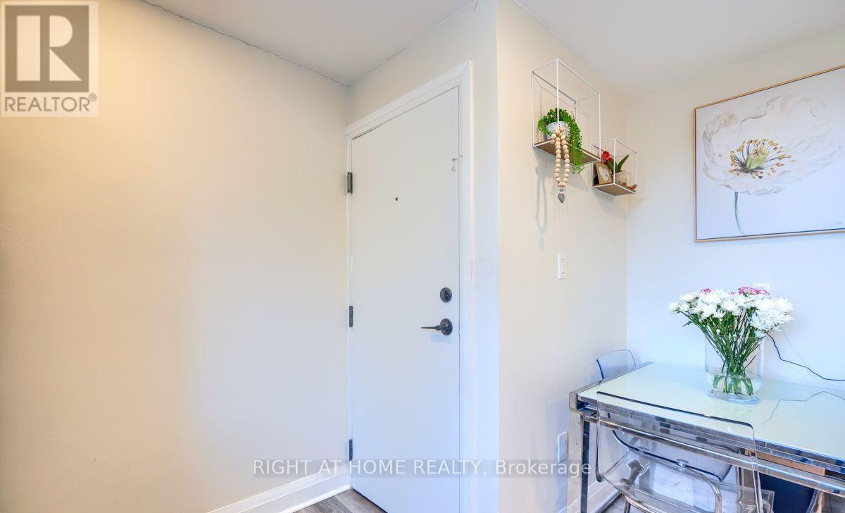 1 - 18 Ewing Street, Halton Hills (Georgetown), Ontario  L7G 2P7 - Photo 8 - W13748132
