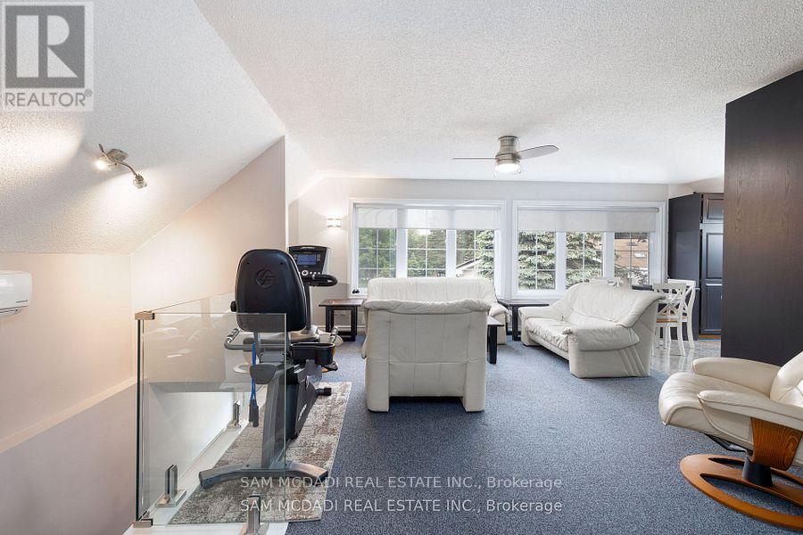 Upper - 14011 Trafalgar Road, Halton Hills (Rural Halton Hills), Ontario  L7G 4S4 - Photo 6 - W13748658