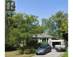 <div class="price">$3,300<small> Monthly</small></div> 153 Delrex Boulevard, Halton Hills (Georgetown)<br><div style="margin-bottom:8px;"><small>Royal LePage Meadowtowne Realty</small></div><div class='bed_bath'>3 Bed | 1 Bath</div>