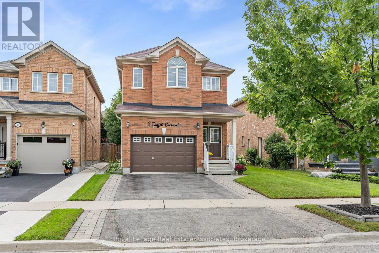 8 Duffel Crescent, Halton Hills (Georgetown), Ontario  L7G 0H7 - Photo 1 - W13751608
