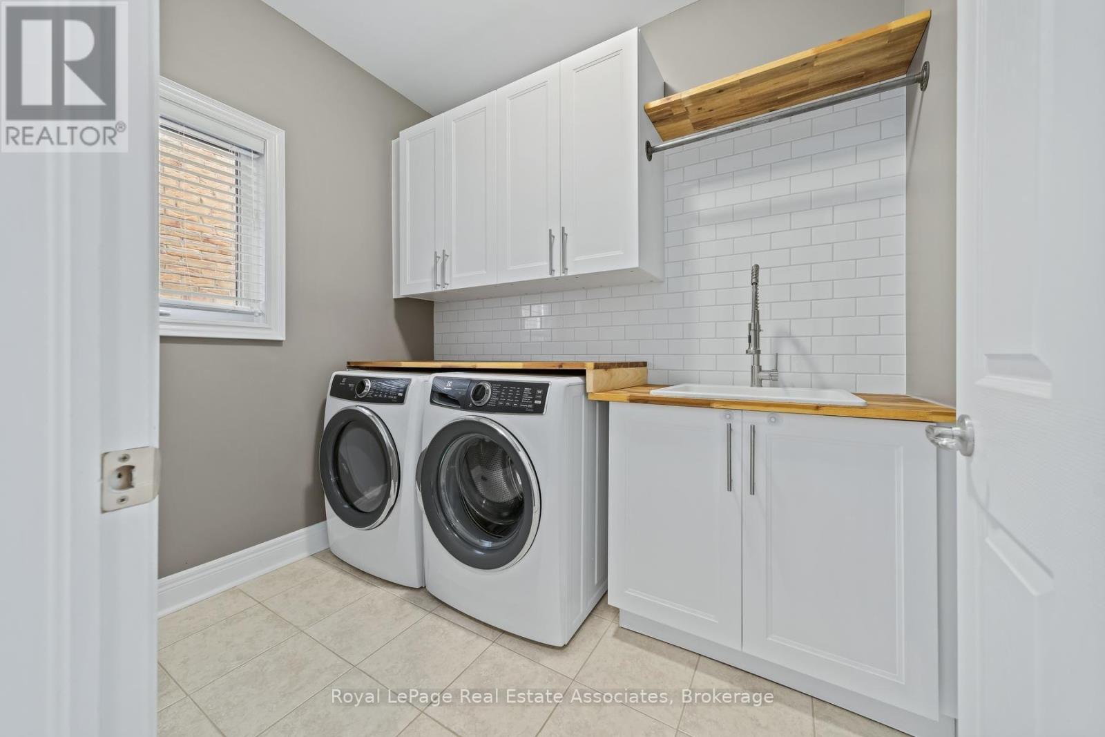 8 Duffel Crescent, Halton Hills (Georgetown), Ontario  L7G 0H7 - Photo 15 - W13751608