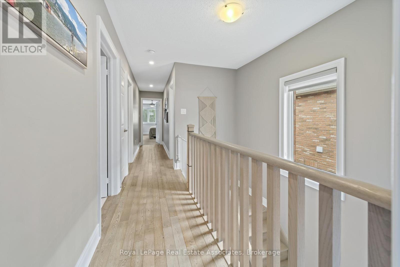 8 Duffel Crescent, Halton Hills (Georgetown), Ontario  L7G 0H7 - Photo 17 - W13751608