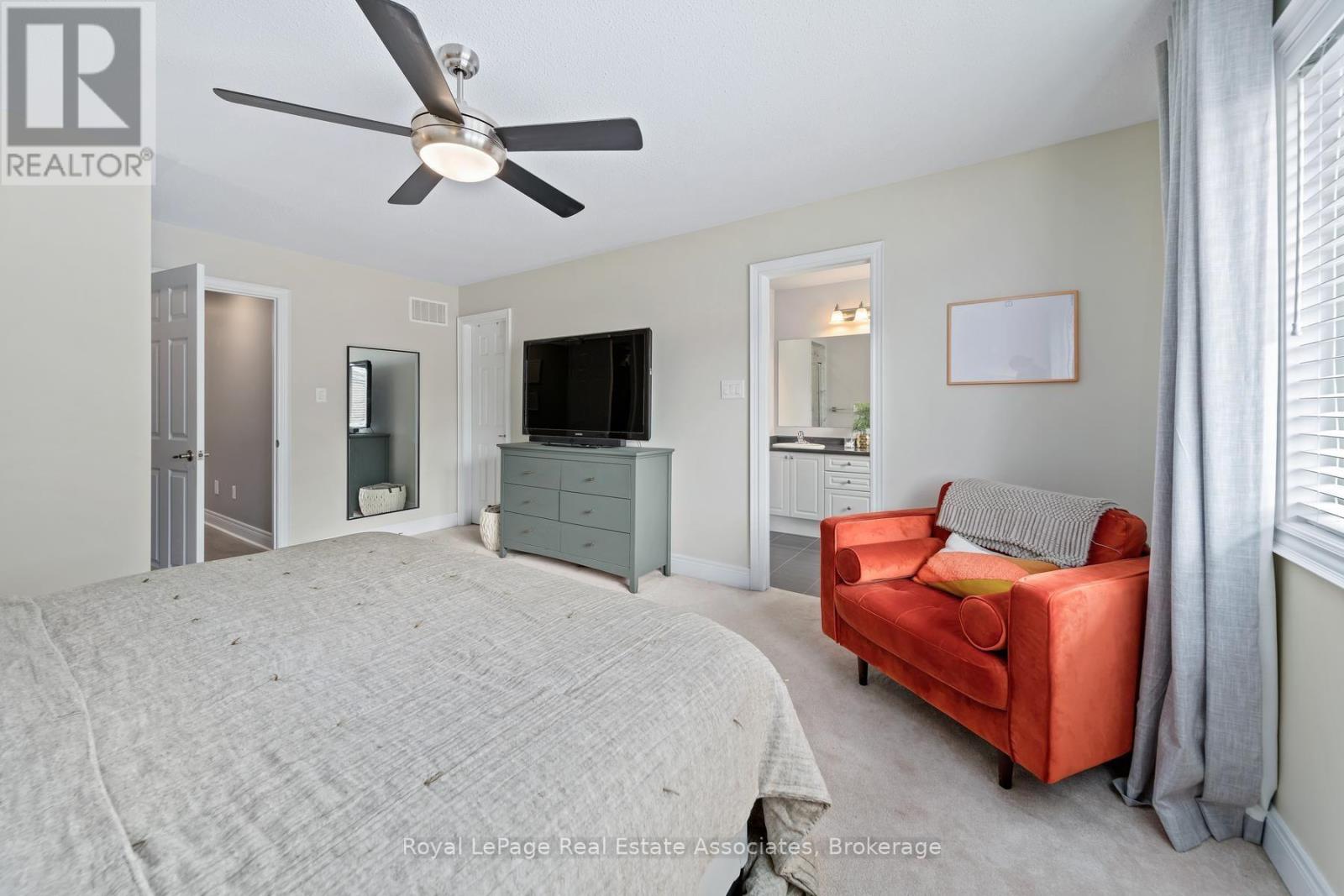 8 Duffel Crescent, Halton Hills (Georgetown), Ontario  L7G 0H7 - Photo 19 - W13751608