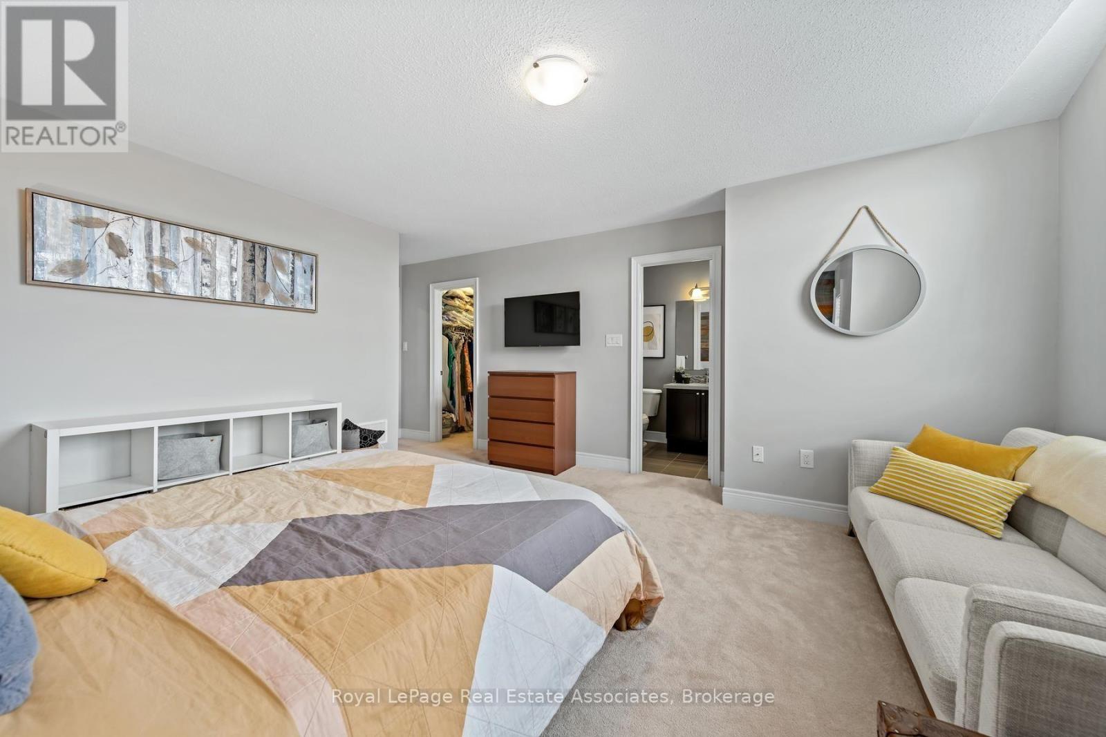 8 Duffel Crescent, Halton Hills (Georgetown), Ontario  L7G 0H7 - Photo 23 - W13751608