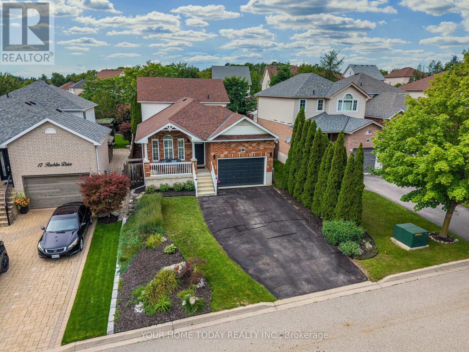 19 Rachlin Drive, Halton Hills (Ac Acton), Ontario  L7J 3A9 - Photo 1 - W13753360