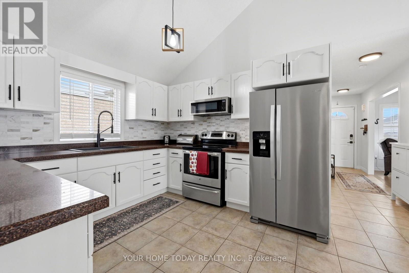 19 Rachlin Drive, Halton Hills (Ac Acton), Ontario  L7J 3A9 - Photo 13 - W13753360