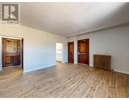 <div class="price">$1,800<small> Monthly</small></div> 1 - 70 Mill Street, Halton Hills (Georgetown)<br><div style="margin-bottom:8px;"><small>Royal LePage Meadowtowne Realty</small></div><div class='bed_bath'>1 Bed | 1 Bath</div>