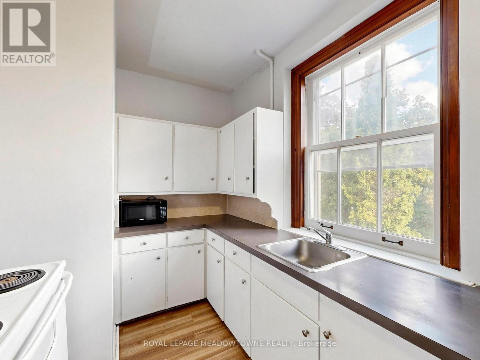 2 - 70 Mill Street, Halton Hills (Georgetown), Ontario  L7G 2C9 - Photo 11 - W13753842