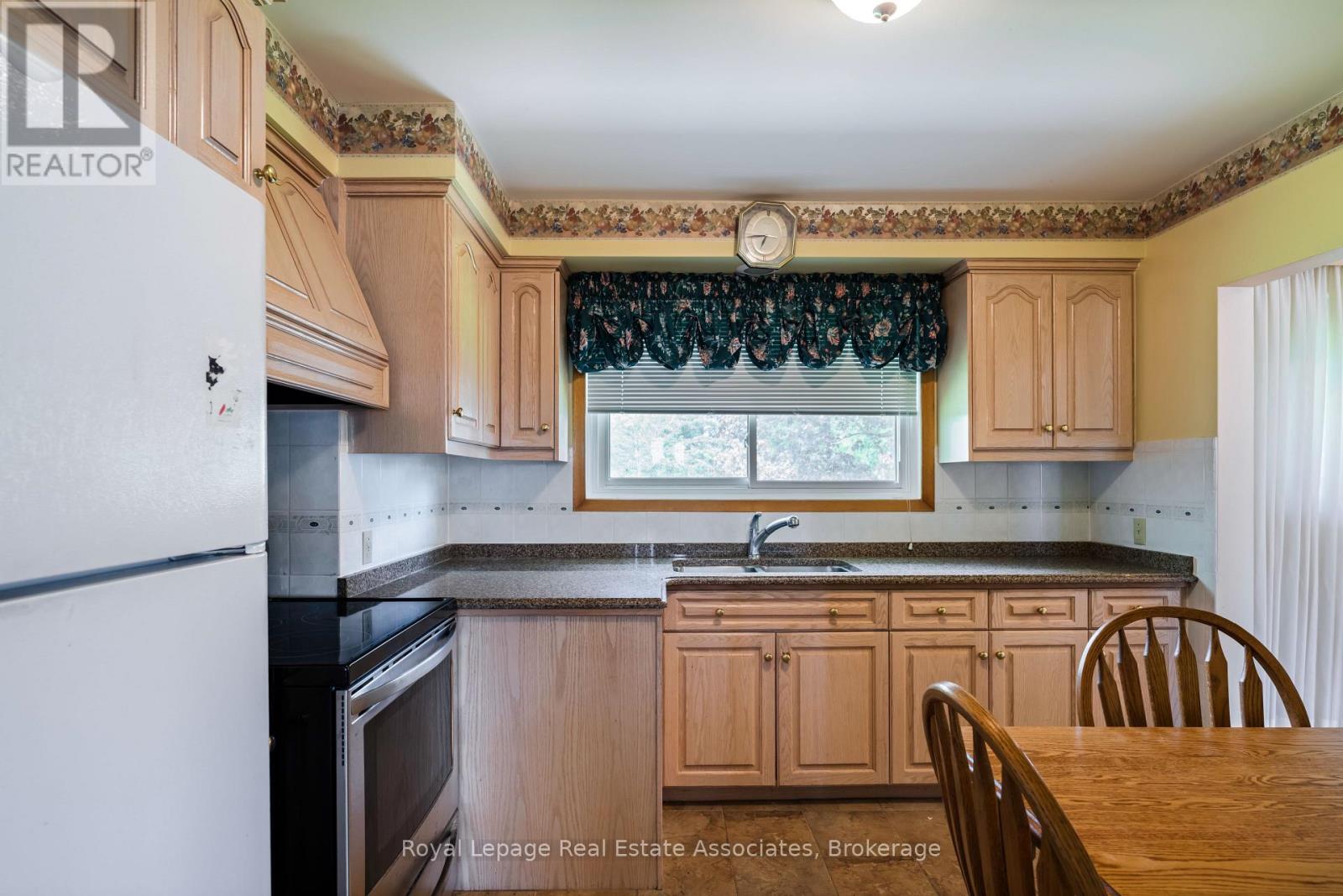 12851 9 Line, Halton Hills (Rural Halton Hills), Ontario  L7G 4S8 - Photo 15 - W13753982