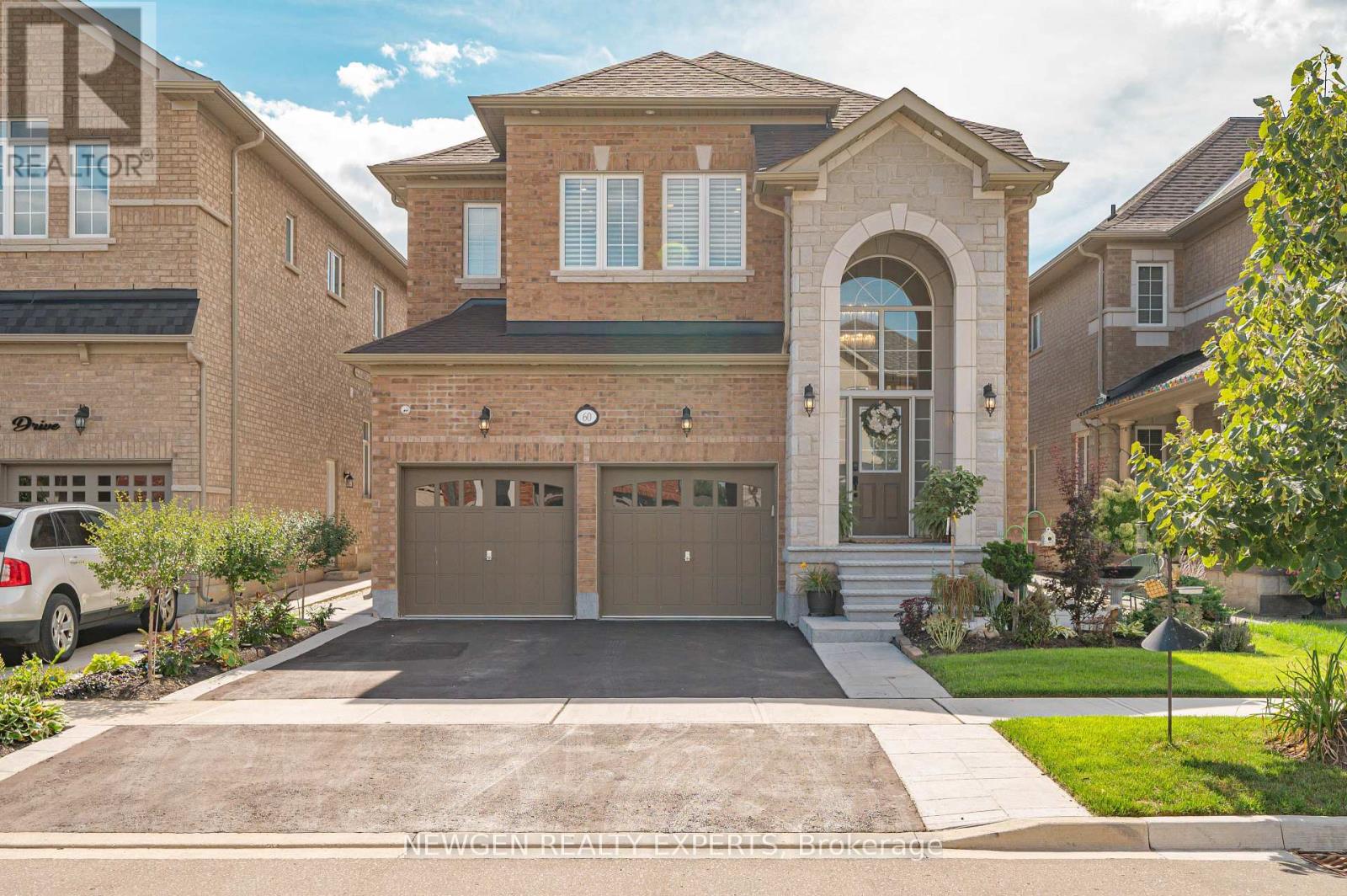 60 Monarch Drive, Halton Hills (Georgetown), Ontario  L7G 0M6 - Photo 1 - W13756226