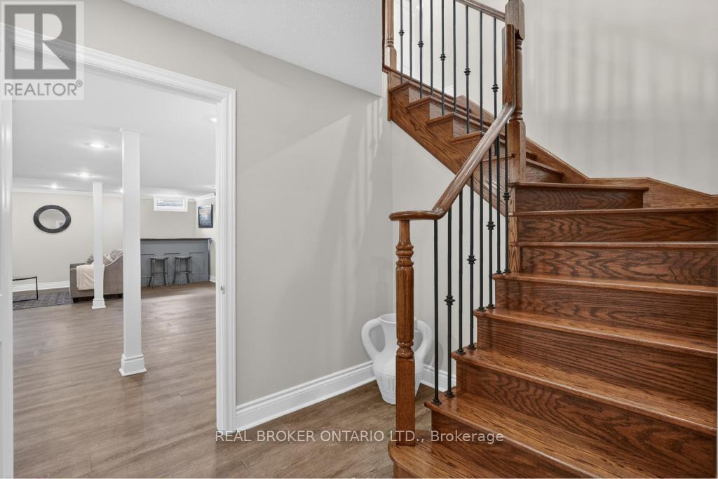 12 Lookout Court, Halton Hills (Georgetown), Ontario  L7G 6P1 - Photo 35 - W13758862
