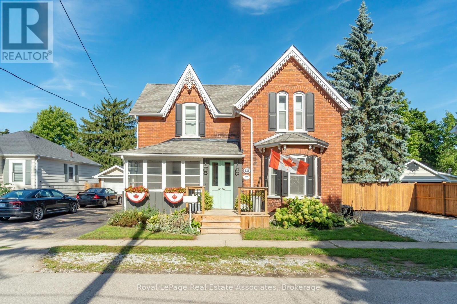 231 Arthur Street, Halton Hills (Ac Acton), Ontario  L7J 1L9 - Photo 1 - W13759482