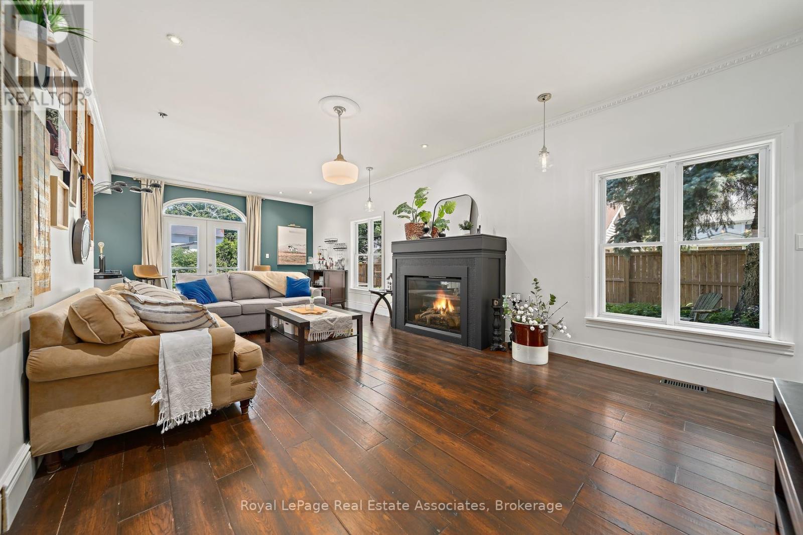 231 Arthur Street, Halton Hills (Ac Acton), Ontario  L7J 1L9 - Photo 17 - W13759482