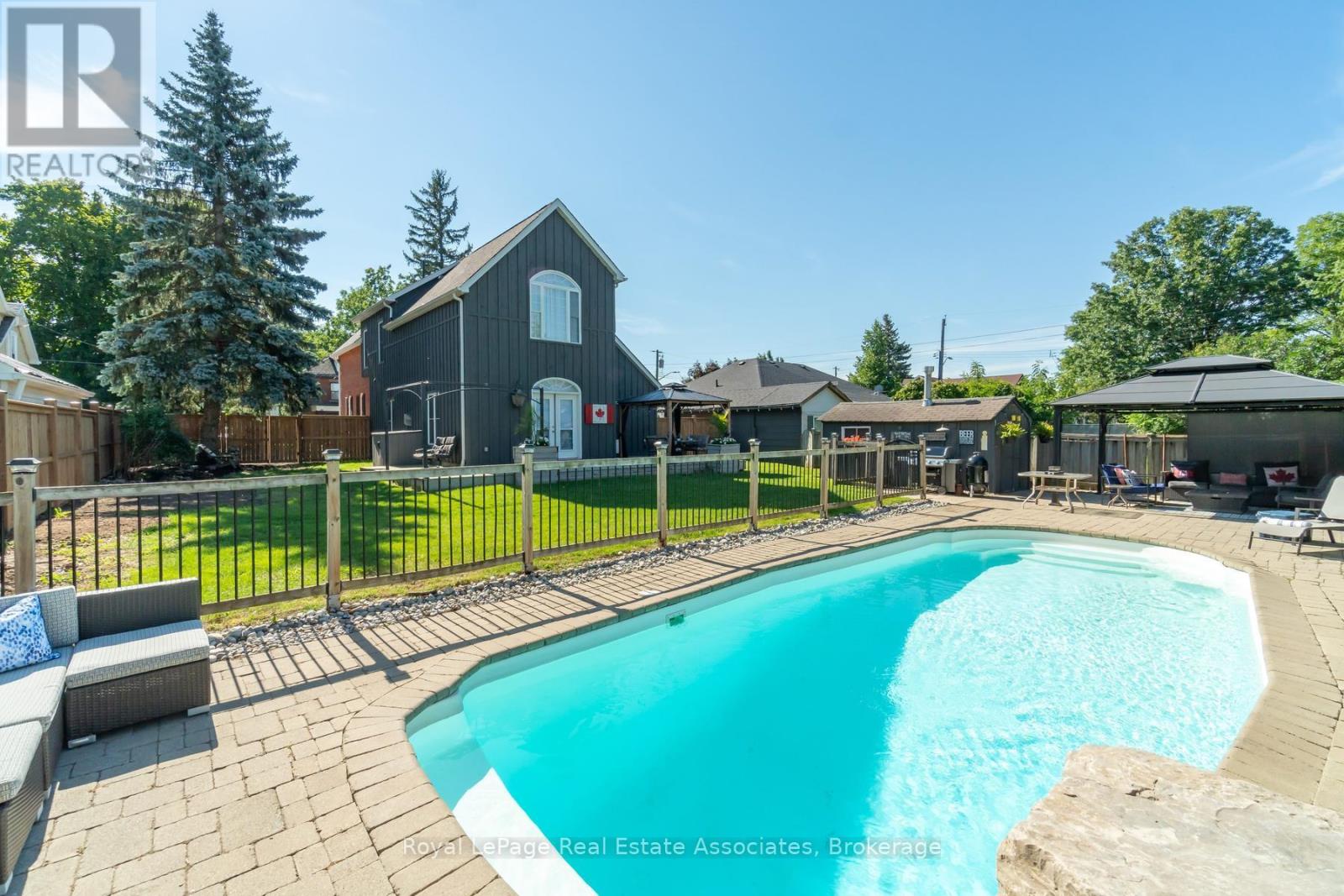 231 Arthur Street, Halton Hills (Ac Acton), Ontario  L7J 1L9 - Photo 42 - W13759482