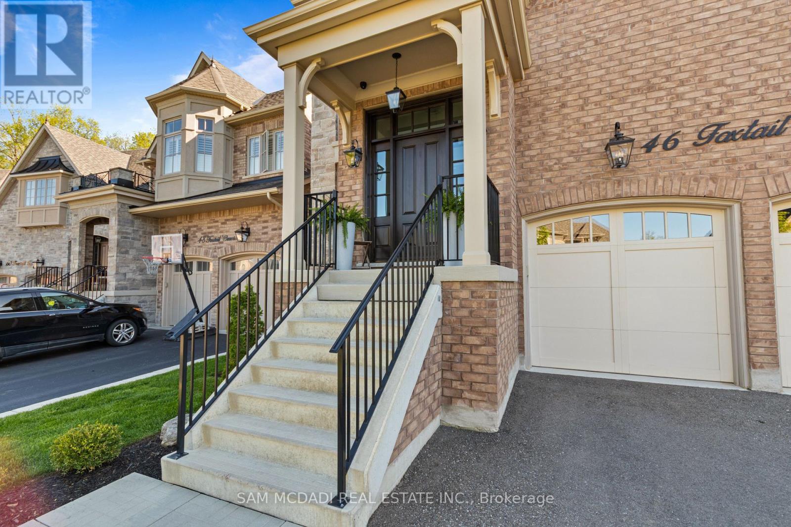 46 Foxtail Court, Halton Hills (Georgetown), Ontario  L7G 0J6 - Photo 2 - W13759860