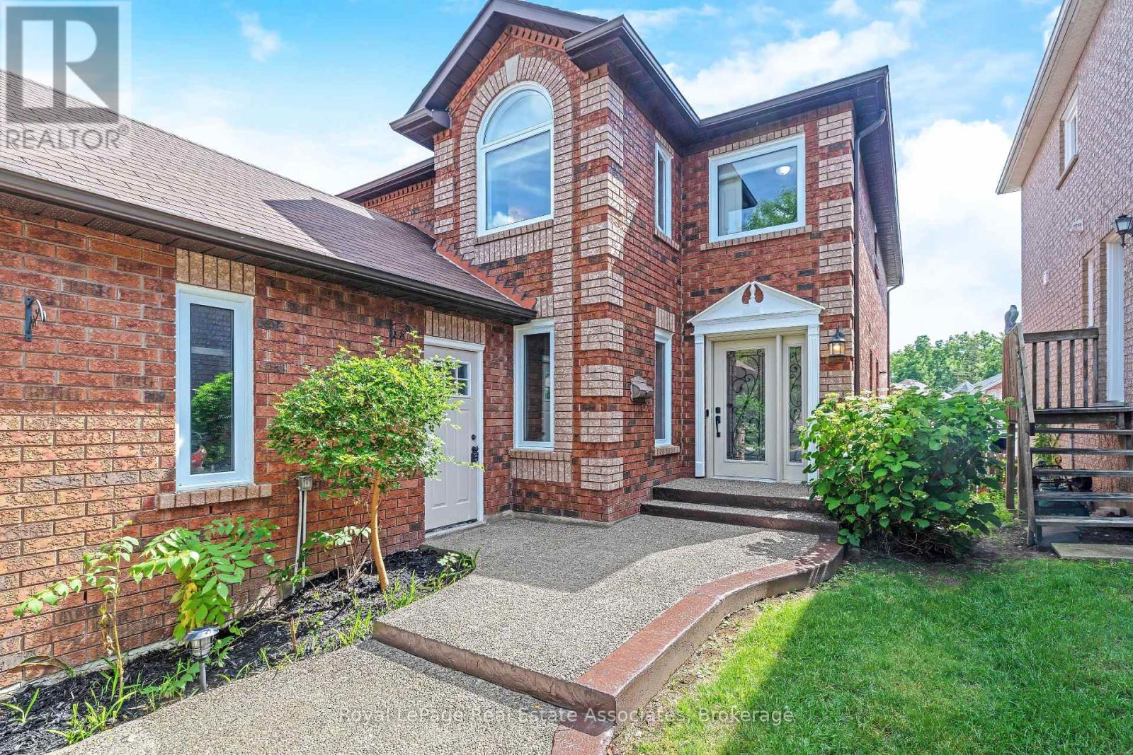 5 Early Street, Halton Hills (Georgetown), Ontario  L7G 5T6 - Photo 1 - W13764602