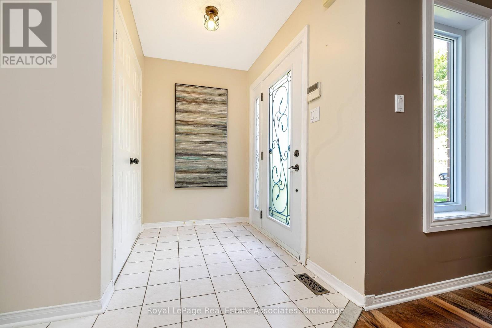 5 Early Street, Halton Hills (Georgetown), Ontario  L7G 5T6 - Photo 4 - W13764602