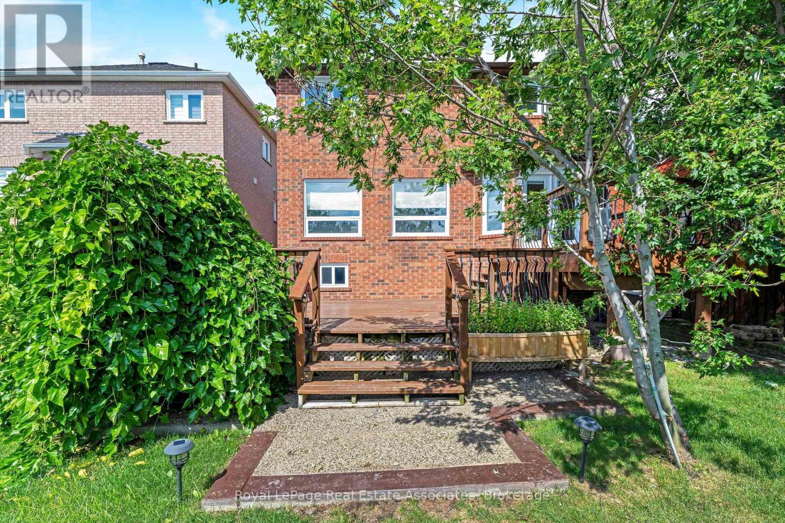 5 Early Street, Halton Hills (Georgetown), Ontario  L7G 5T6 - Photo 43 - W13764602