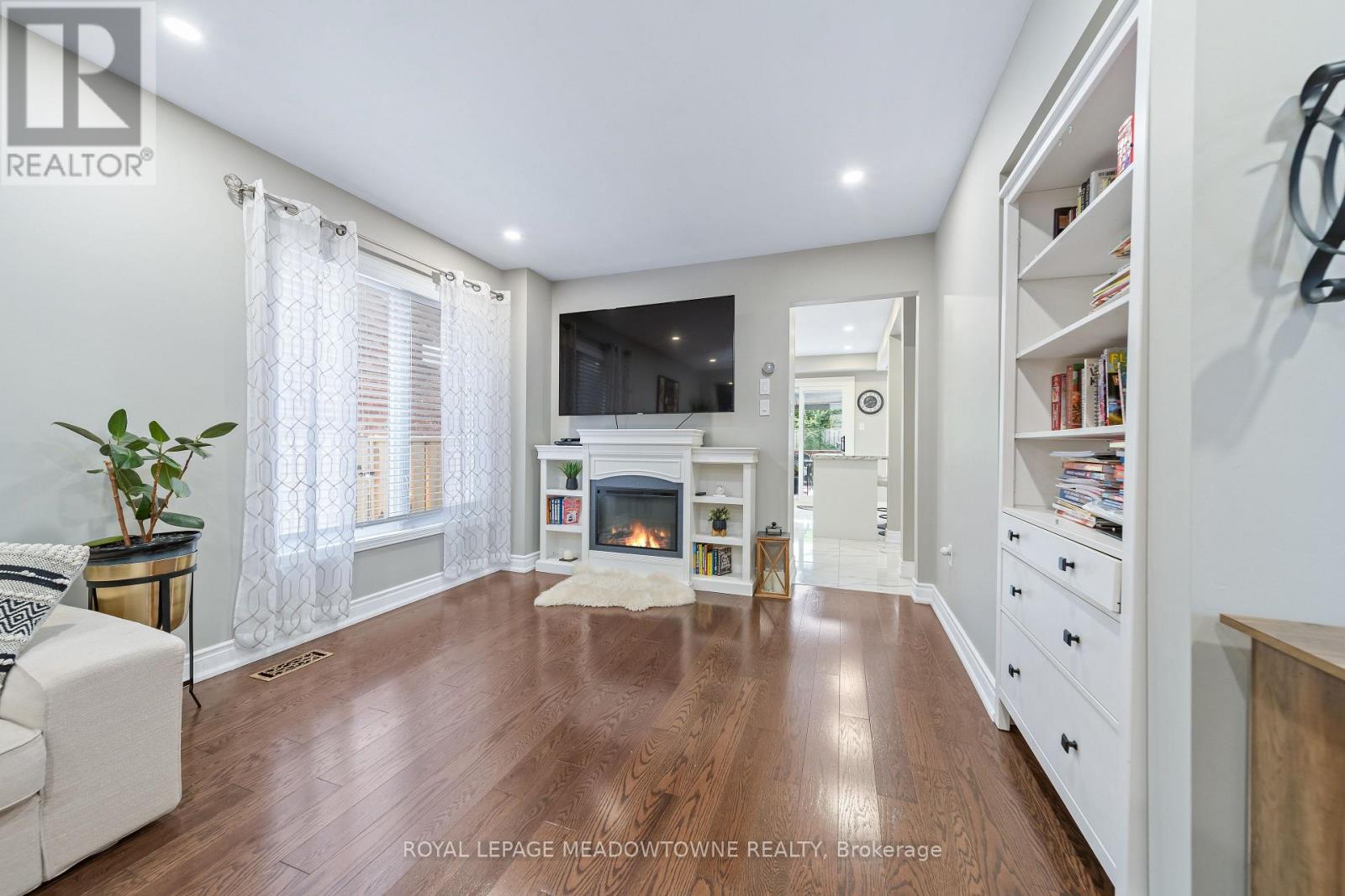 145 Eaton Street, Halton Hills (Georgetown), Ontario  L7G 5V5 - Photo 13 - W13771336
