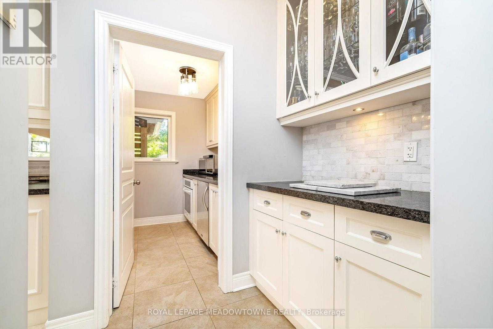 288 Eaton Street, Halton Hills (Georgetown), Ontario  L7G 6N8 - Photo 17 - W13772076