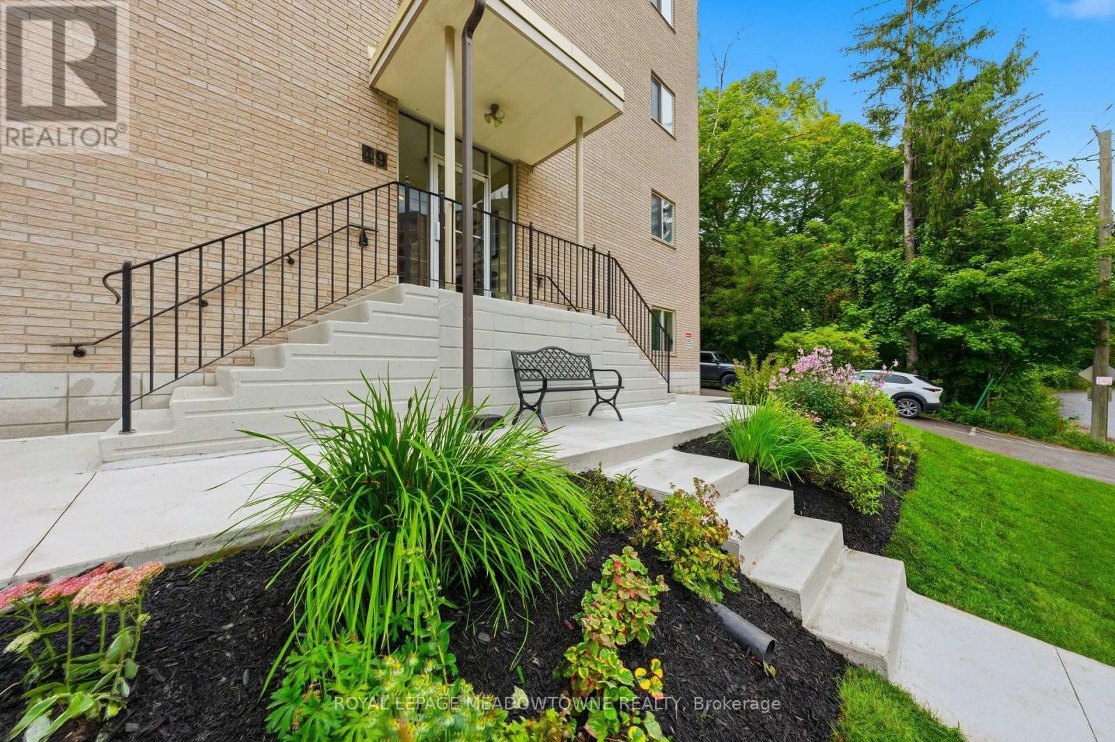 301 - 49 Park Avenue, Halton Hills (Georgetown), Ontario  L7G 3H9 - Photo 6 - W13774570
