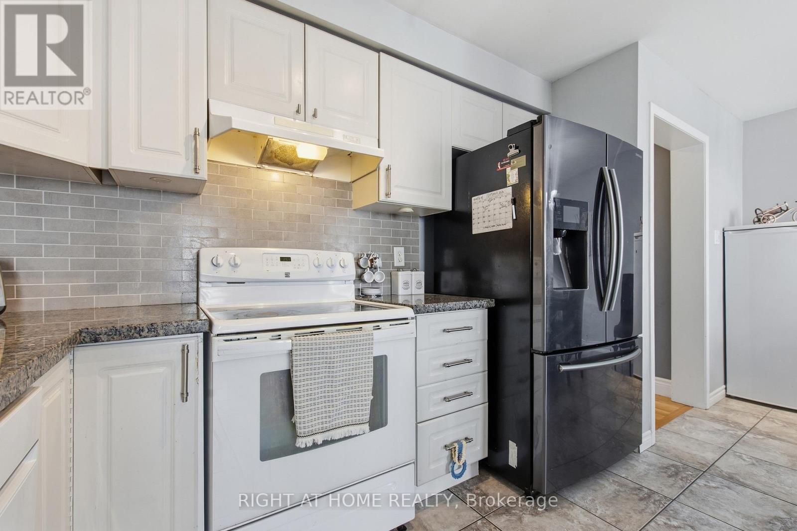 85 Seed House Lane, Halton Hills (Georgetown), Ontario  L7G 6K4 - Photo 17 - W13777694