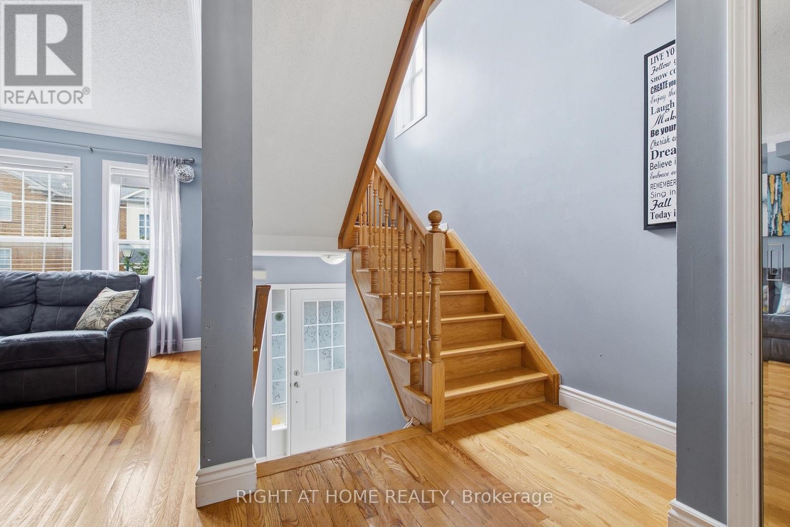 85 Seed House Lane, Halton Hills (Georgetown), Ontario  L7G 6K4 - Photo 6 - W13777694