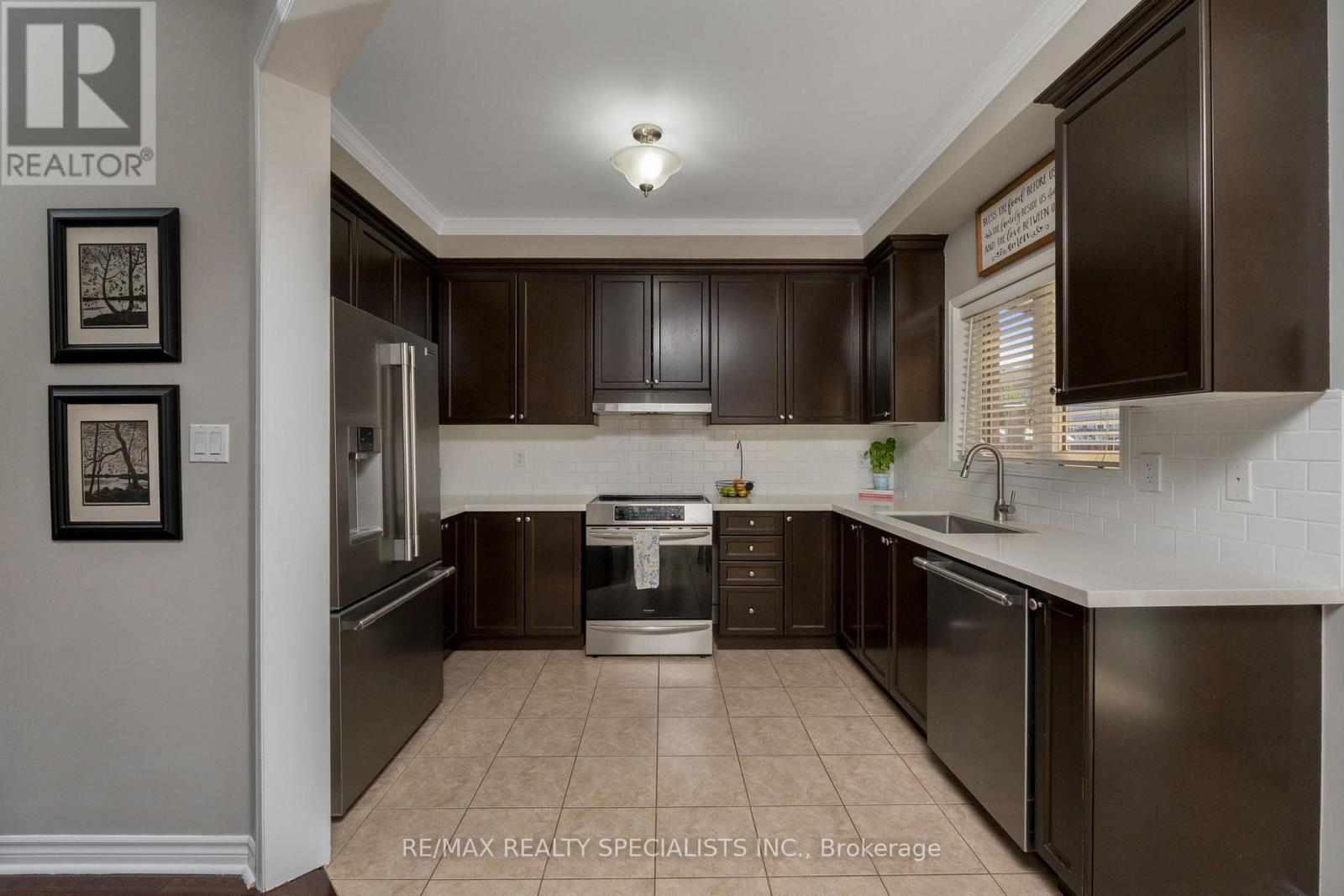 24 Serenity Street, Halton Hills (Georgetown), Ontario  L7G 0A9 - Photo 15 - W13778996