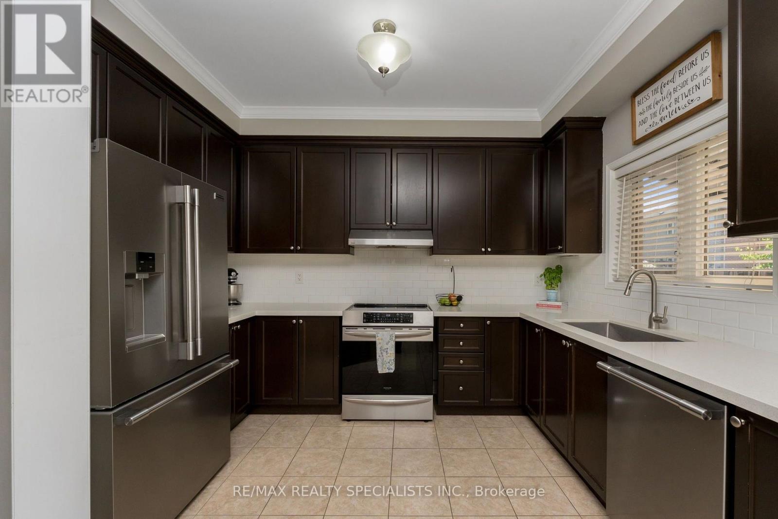 24 Serenity Street, Halton Hills (Georgetown), Ontario  L7G 0A9 - Photo 18 - W13778996