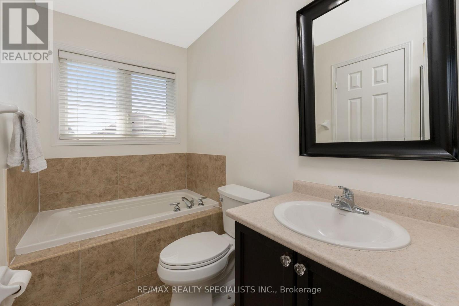 24 Serenity Street, Halton Hills (Georgetown), Ontario  L7G 0A9 - Photo 28 - W13778996