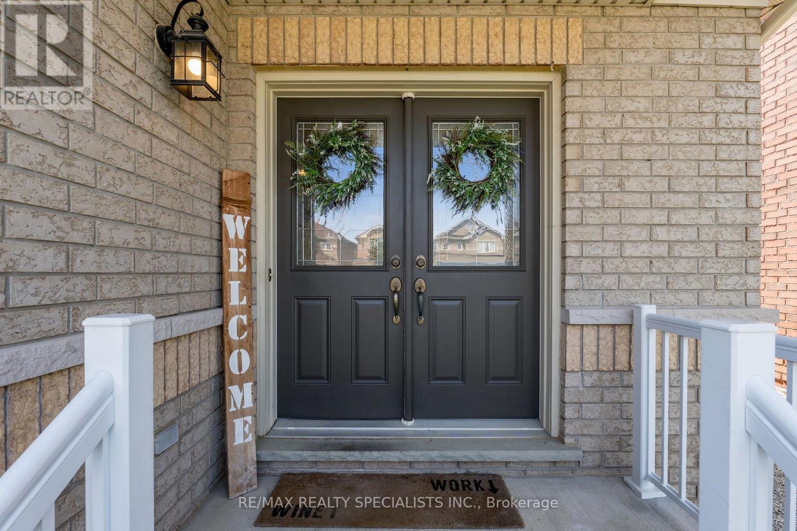 24 Serenity Street, Halton Hills (Georgetown), Ontario  L7G 0A9 - Photo 4 - W13778996