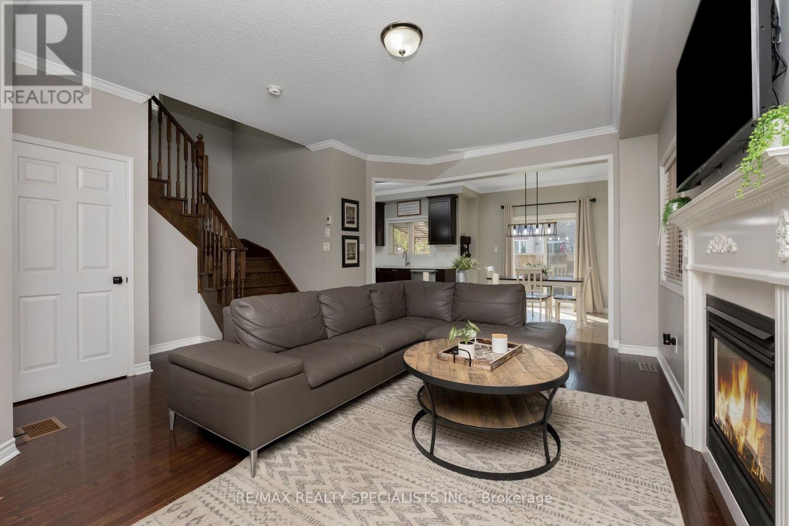 24 Serenity Street, Halton Hills (Georgetown), Ontario  L7G 0A9 - Photo 6 - W13778996