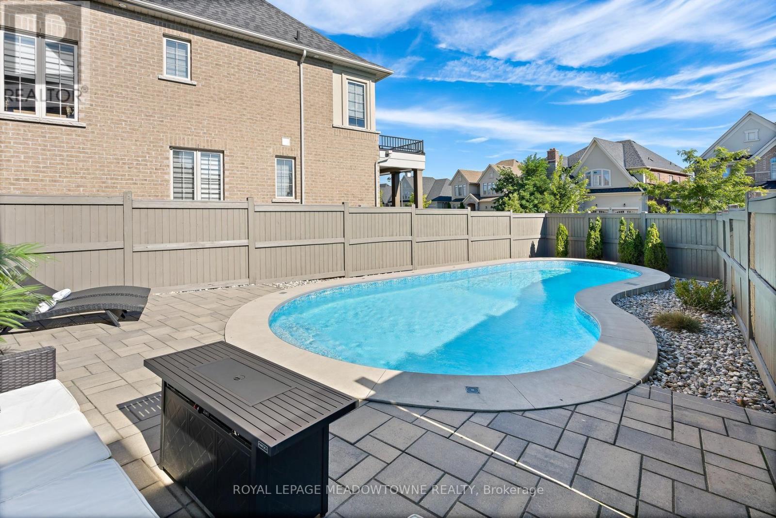 67 Hidden Lake Trail, Halton Hills (Georgetown), Ontario  L7G 0K6 - Photo 45 - W13779862
